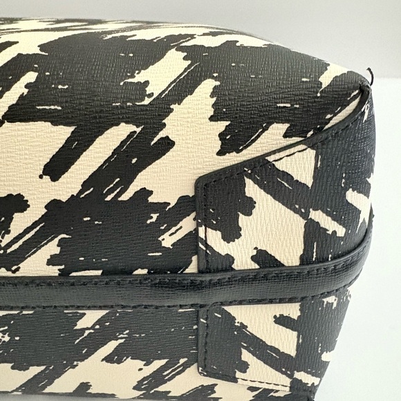 Kate Spade Houndstooth Black and White Tote - Picture 8 of 17